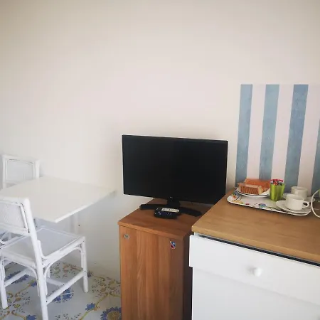 Palomba Πανσιόν