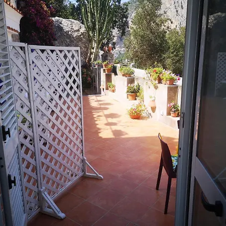 Πανσιόν Palomba Κάπρι
