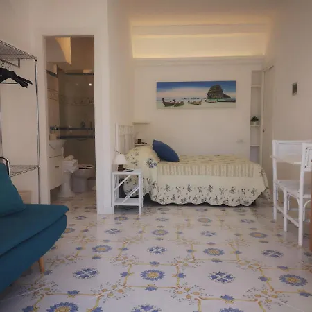 Palomba Capri